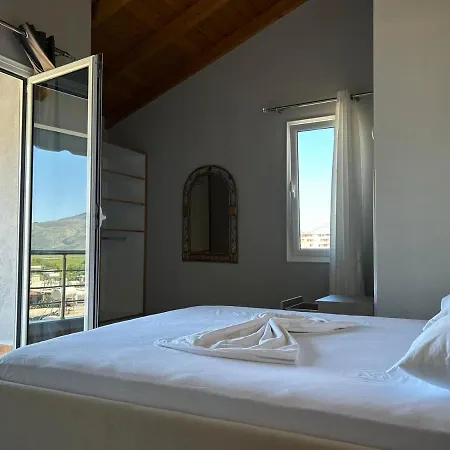 Apartment Yseni Orikum